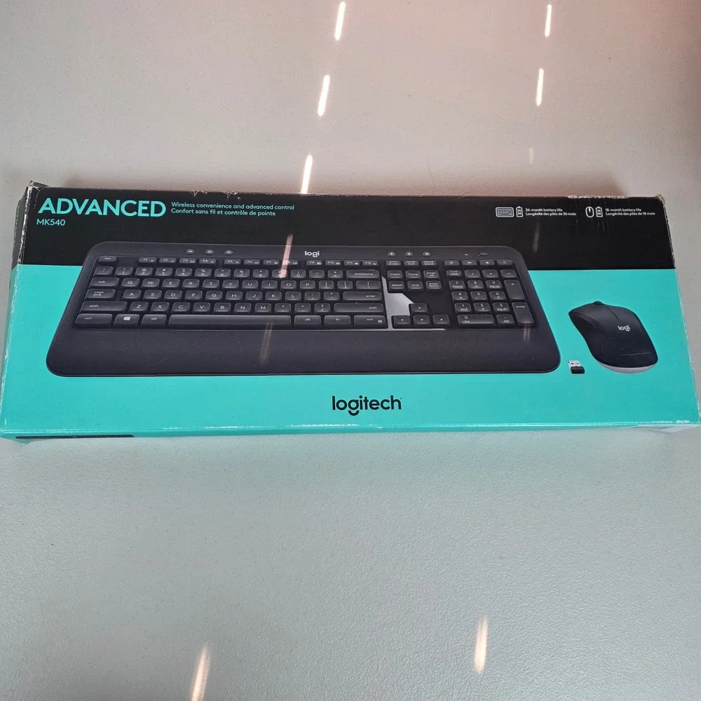 Logitech MK540 Wireless Keyboard and Mouse Combo Black Advanced 920-008671